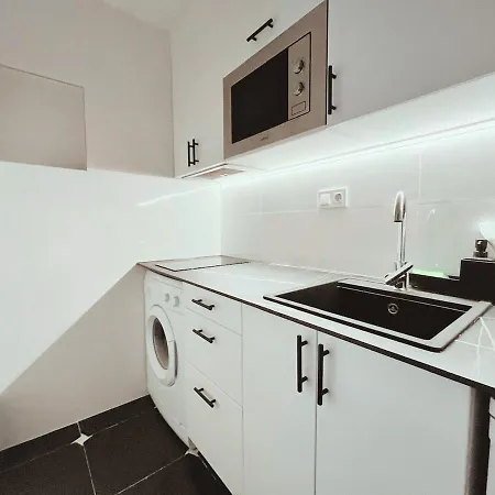 Green Apartment La Mata アパート ラ・マタ
